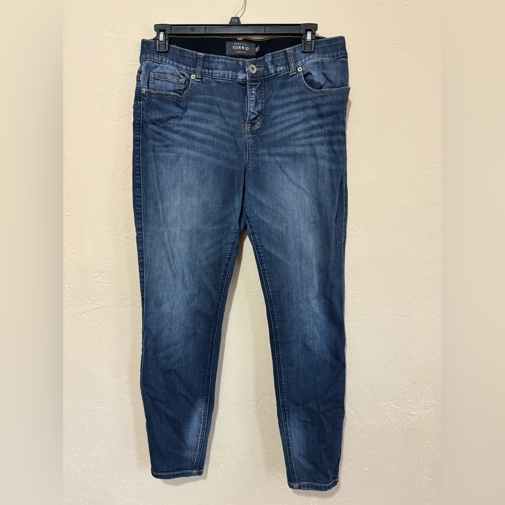 TORRID Size 20R skinny jeans women’s